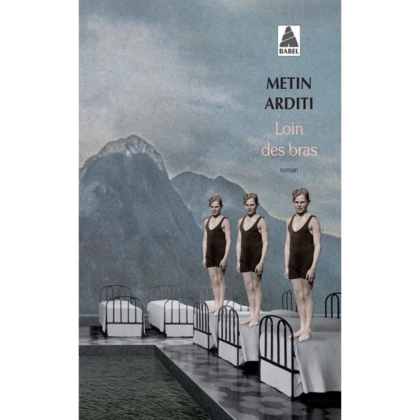 Loin des bras - Poche - Metin Arditi - Librairie Oxford City
