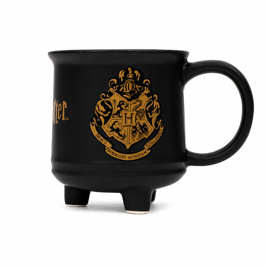 Mug en céramique Harry Potter noir et or avec base surélevée et anse