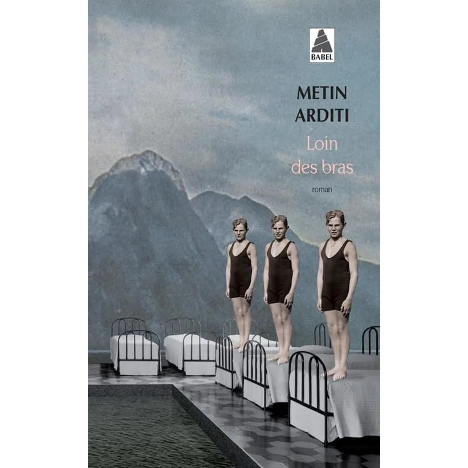 Loin des bras - Poche - Metin Arditi - Librairie Oxford City